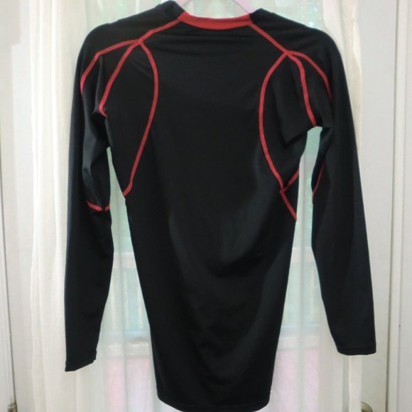 Small Rash Guard by Tesla - Picture 4 of 4